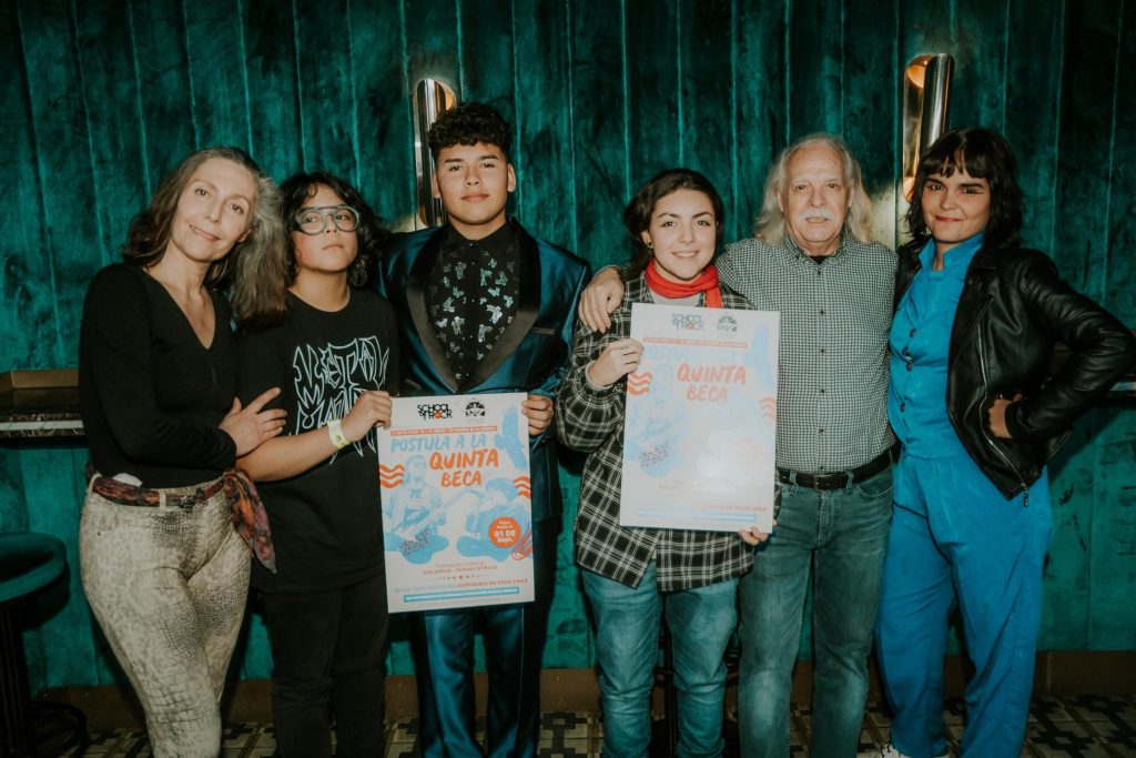 Los Jaivas junto a jóvenes músicos en iniciativa de formación musical School of Rock