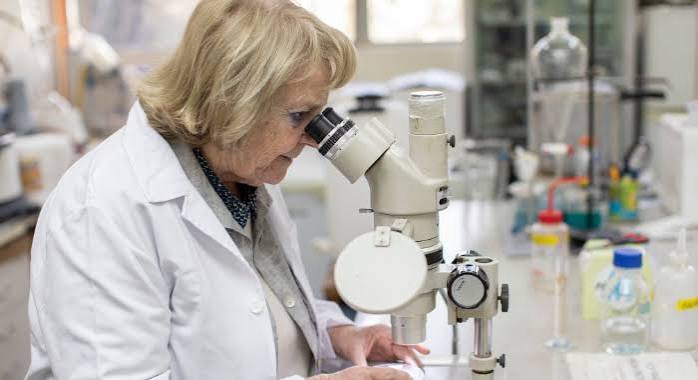 Gloria Montenegro, primera mujer en recibir el Premio Nacional de Ciencias Aplicadas y Tecnológicas 2026 en Chile.