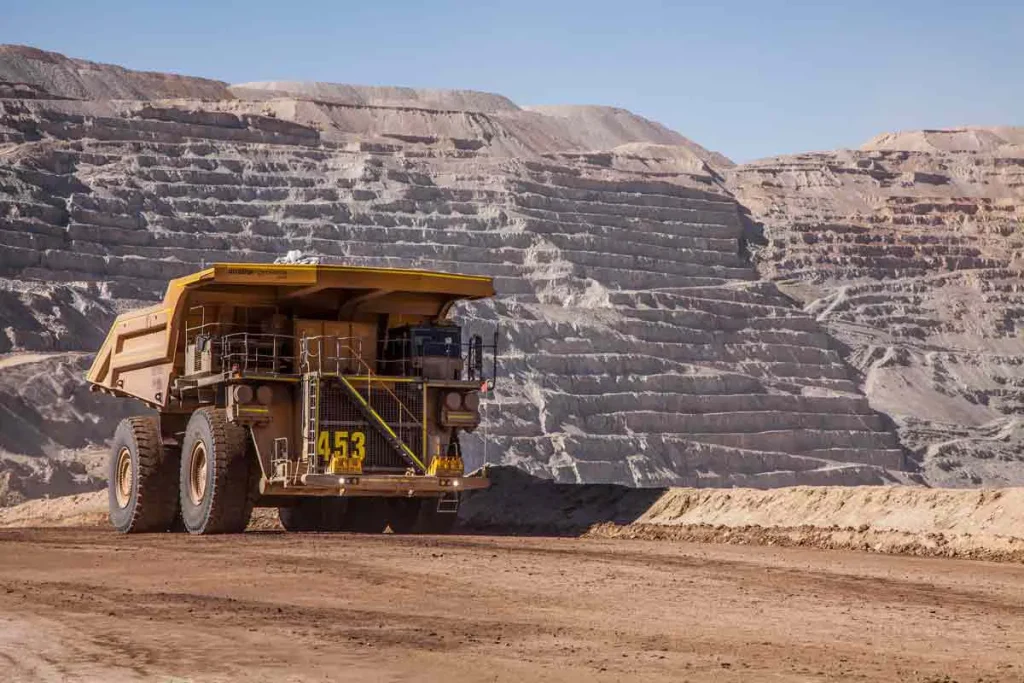 Accidente laboral en faena de Codelco deja trabajador de 49 años fallecido durante labores de mantención.